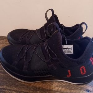 Nike Men's Air Jordan Trainer Pro Black/Gym Red-Wh